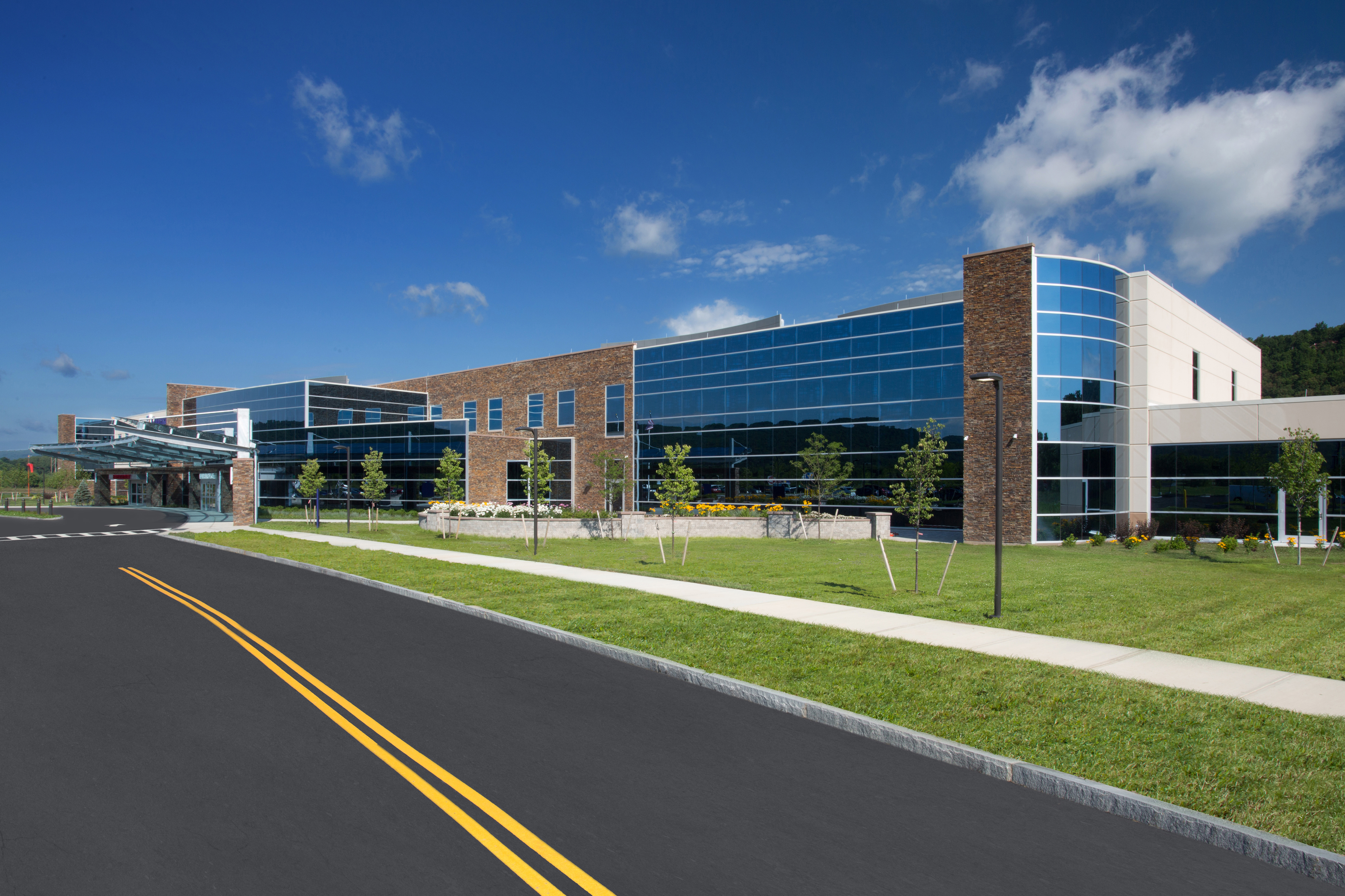 Guthrie Corning Hospital and Cancer Center Barge Design Solutions